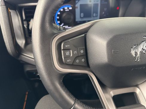 Used 2024 Ford Bronco Badlands w/ Sasquatch Package AWD/4WD image 19