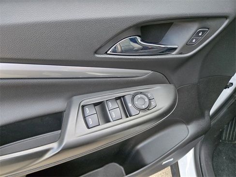 Certified 2023 Chevrolet Bolt EUV Premier w/ Sun & Sound Package image 18