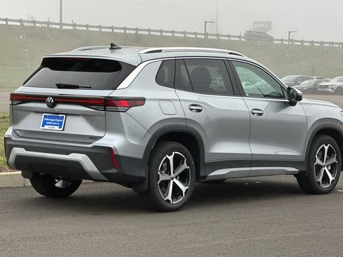 New 2026 Volkswagen Tiguan SE image 3