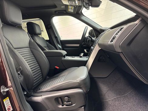 New 2026 Land Rover Discovery Limited Edition image 34