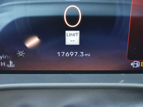 Used 2025 Lincoln Aviator AWD image 43
