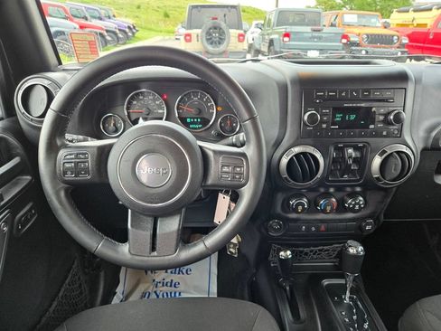 Used 2016 Jeep Wrangler Unlimited Sport w/ Quick Order Package 24S AWD/4WD image 19