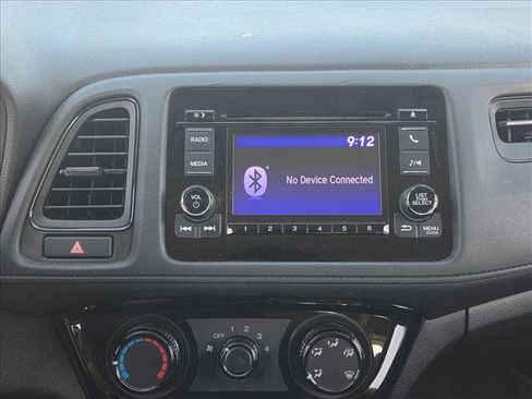 Used 2022 Honda HR-V LX image 13