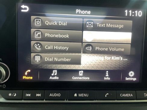 Used 2024 Nissan Rogue SV w/ SV Premium Package image 9