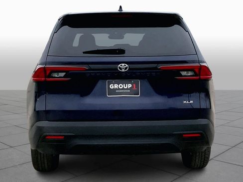 Used 2025 Toyota Grand Highlander FWD image 4