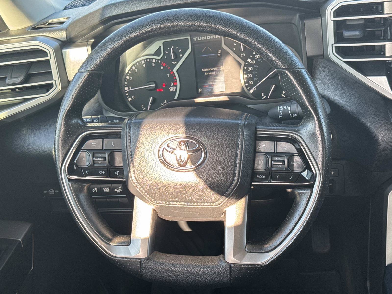 Used 2024 Toyota Tundra SR5 w/ SR5 Convenience Package AWD/4WD image 9