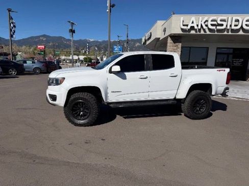 Used 2018 Chevrolet Colorado LT w/ Safety Package AWD/4WD image 6
