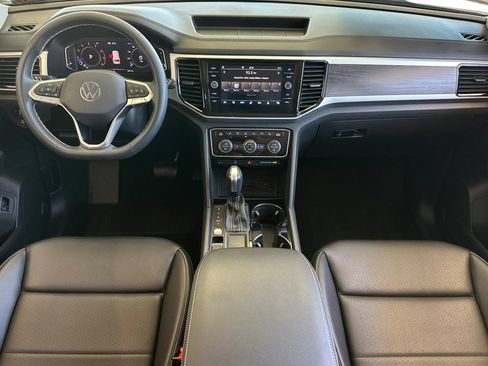 Used 2023 Volkswagen Atlas SE w/ Black Wheel Package FWD image 13