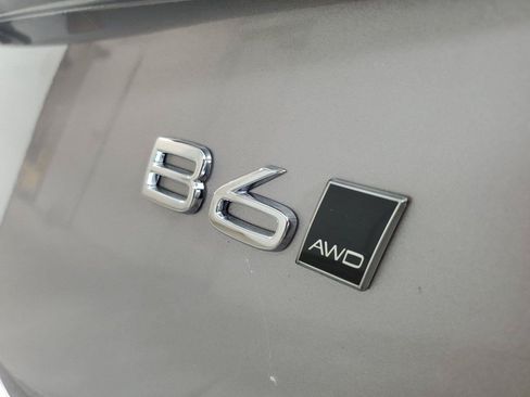 Certified 2026 Volvo XC90 B6 Plus w/ Protection Package Premier AWD/4WD image 7