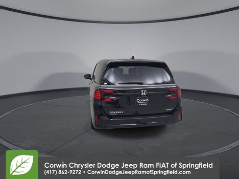 Used 2025 Honda Odyssey Sport-L image 12