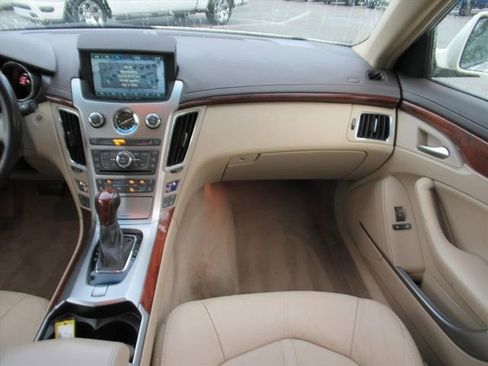 Used 2011 Cadillac CTS Premium image 13