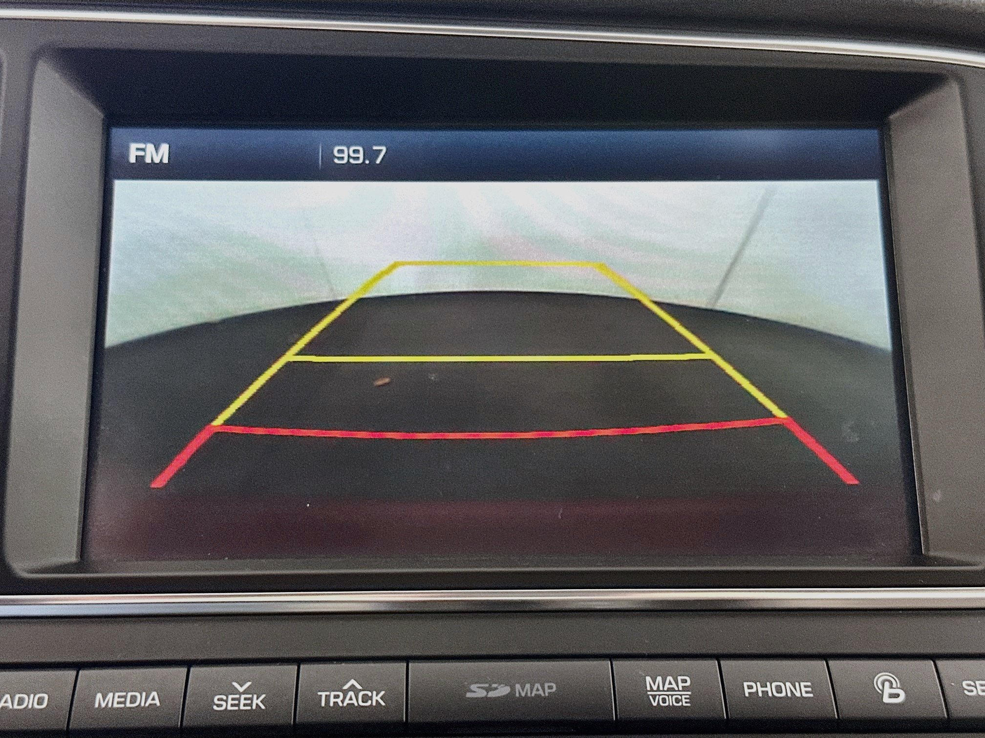 Used 2017 Hyundai Elantra Limited w/ Limited Tech Package 04 FWD image 23