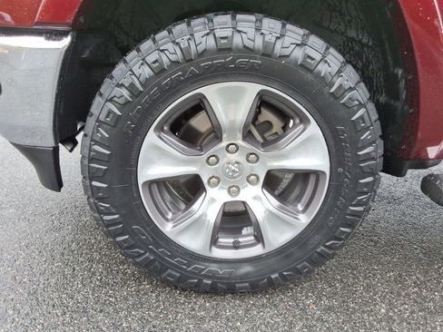 Used 2021 RAM 1500 Laramie AWD/4WD image 10