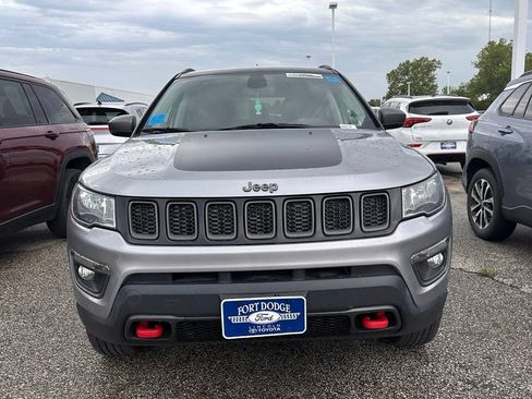 Used 2020 Jeep Compass Trailhawk AWD/4WD image 2