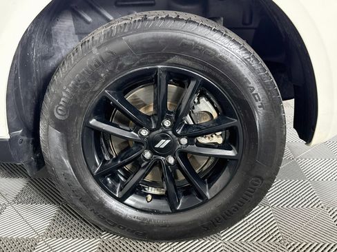 Used 2020 Dodge Journey SE w/ SE Popular Equipment Group FWD image 34