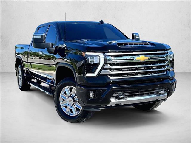 Used 2025 Chevrolet Silverado 2500 High Country w/ High Country Premium Package AWD/4WD image 11