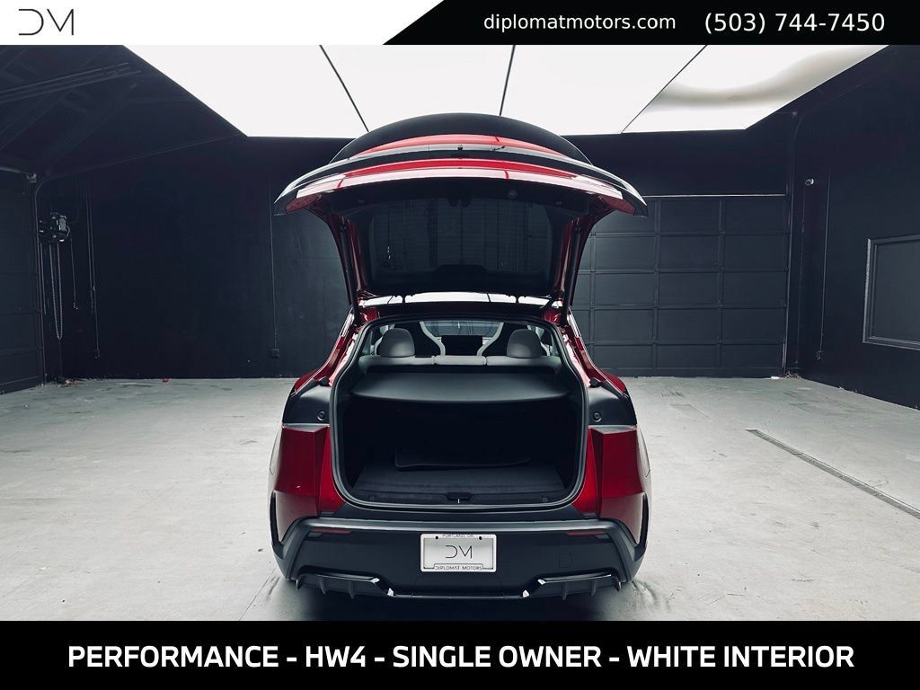 Used 2026 Tesla Model Y Performance AWD/4WD image 40