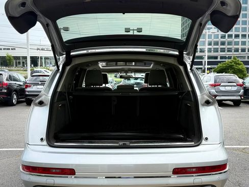 Used 2013 Audi Q7 TDI Premium Plus w/ Premium Plus Pkg AWD/4WD image 45