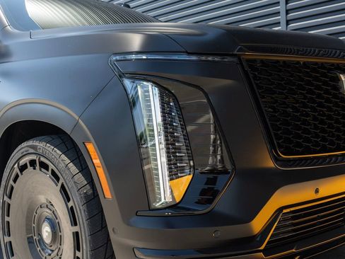 Used 2026 Cadillac Escalade Sport w/ Touring Package AWD/4WD image 13
