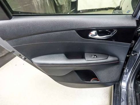Used 2024 Kia Forte GT FWD image 23