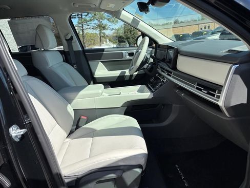 New 2026 Hyundai Santa Fe SEL FWD image 12