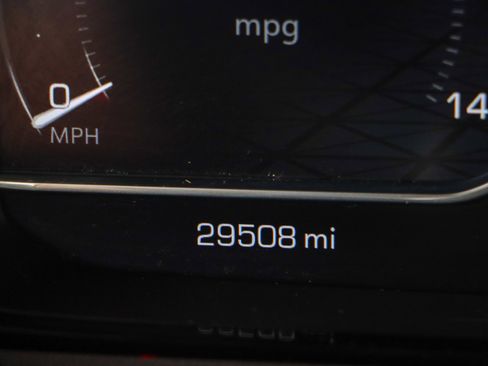 Used 2023 GMC Yukon XL Denali AWD/4WD image 17