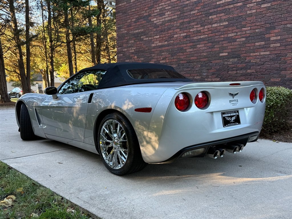 Used 2008 Chevrolet Corvette Convertible w/ Preferred Equipment Group RWD image 5