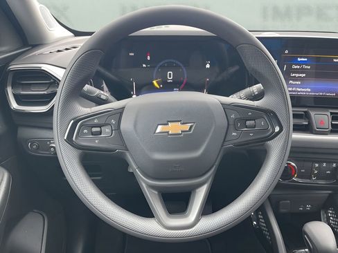 New 2026 Chevrolet TrailBlazer LS FWD image 17