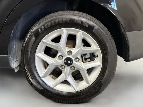 Used 2022 Kia Soul LX w/ Technology Package image 36