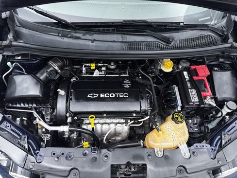 Used 2015 Chevrolet Sonic LS image 4