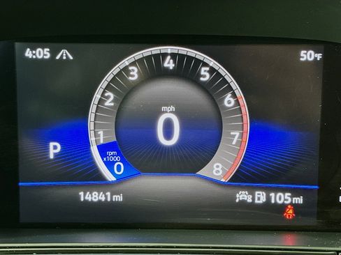 Used 2022 Volkswagen Taos SE w/ Driver Assistance Package image 18