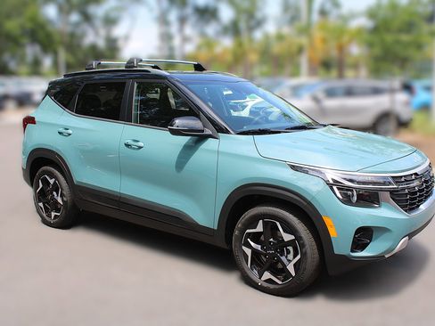 New 2026 Kia Seltos S FWD image 14