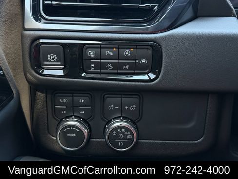 New 2026 GMC Yukon XL AT4 w/ AT4 Premium Package AWD/4WD image 20