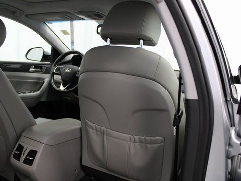 Used 2019 Hyundai Sonata Limited w/ Ultimate Package 02 image 23