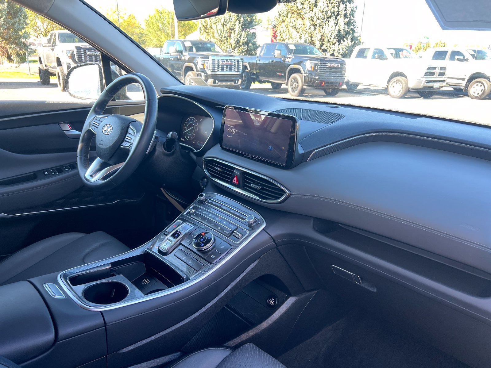 Used 2023 Hyundai Santa Fe SEL w/ Premium Package AWD/4WD image 26