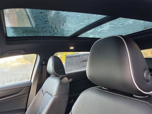 New 2026 Volkswagen Atlas Cross Sport SEL Premium R-Line image 8