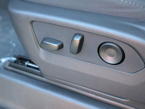 New 2026 Chevrolet Silverado 1500 LT image 25