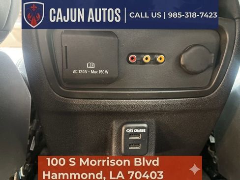 Used 2015 Chevrolet Traverse LT FWD image 19