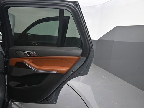 Used 2026 BMW X5 xDrive50e w/ Premium Package image 26