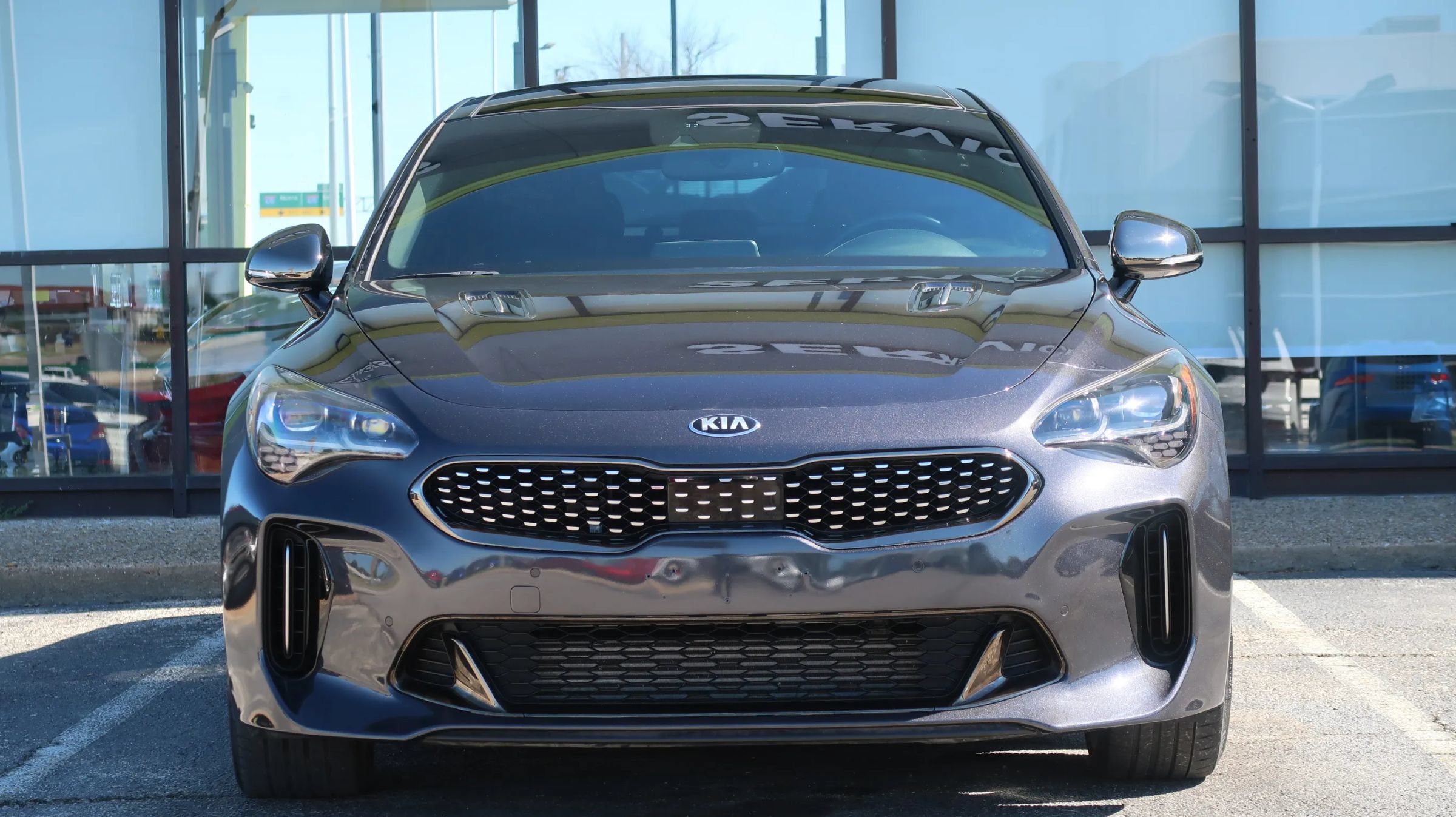 Used 2020 Kia Stinger GT1 RWD image 5