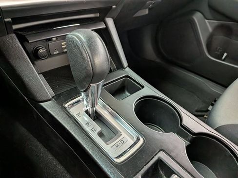 Used 2016 Subaru Legacy 2.5i Premium image 11