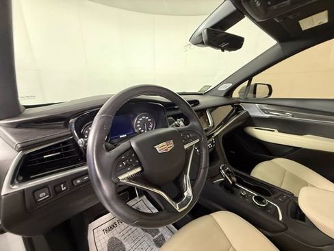 Certified 2023 Cadillac XT6 Sport w/ Technology Package image 6