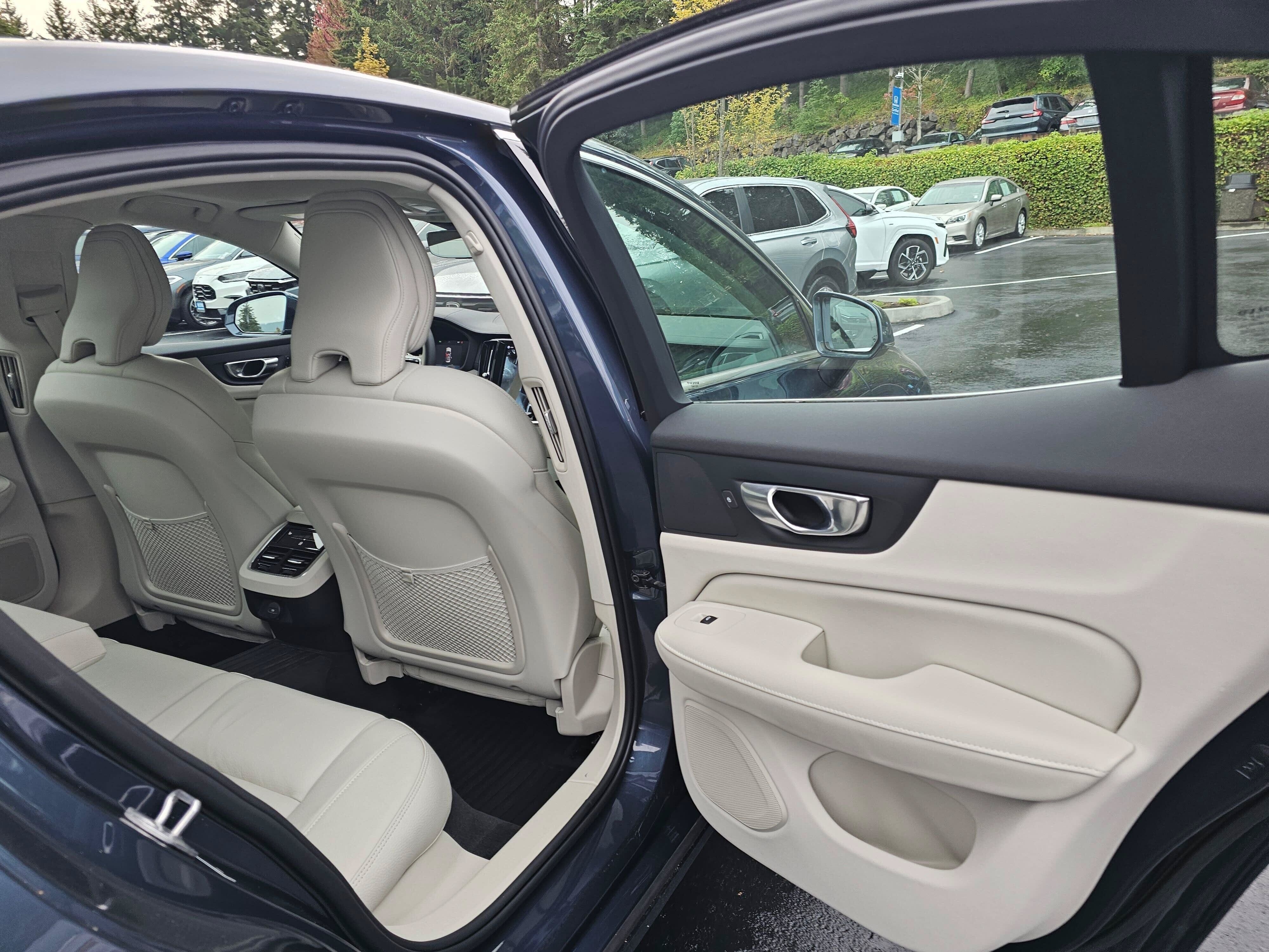 Used 2023 Volvo S60 B5 Ultimate w/ Climate Package AWD/4WD image 15