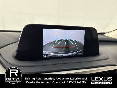Certified 2022 Lexus RX 350L Premium w/ Premium Package AWD/4WD image 9