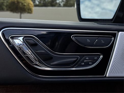 Used 2022 Lincoln Navigator Black Label image 20