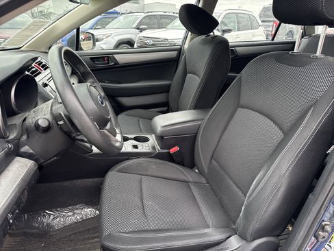 Used 2019 Subaru Outback 2.5i image 12