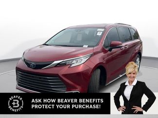 Used 2023 Toyota Sienna Limited video 1