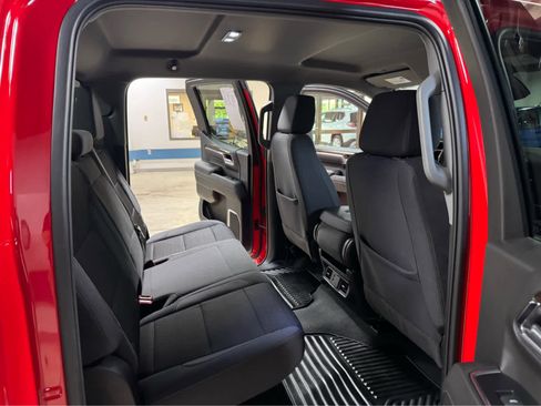 Certified 2024 GMC Sierra 1500 SLE image 13