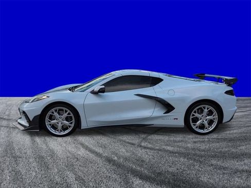Used 2024 Chevrolet Corvette Stingray Preferred Cpe w/ Z51 Performance Package RWD image 7