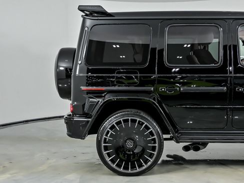 Used 2025 Mercedes-Benz G 63 AMG 4MATIC image 13